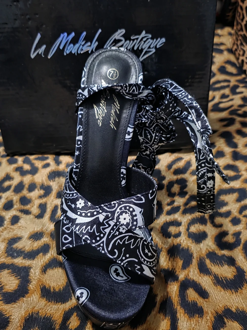 Black Bandana Platform Heels - Picture 3 of 4